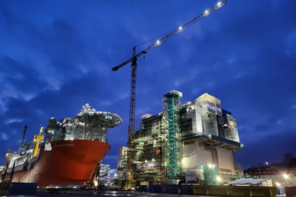 tarnkran-2026_liebherr-280aker-stord